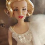 Barbie dedica una bambola a Regina Elisabetta II